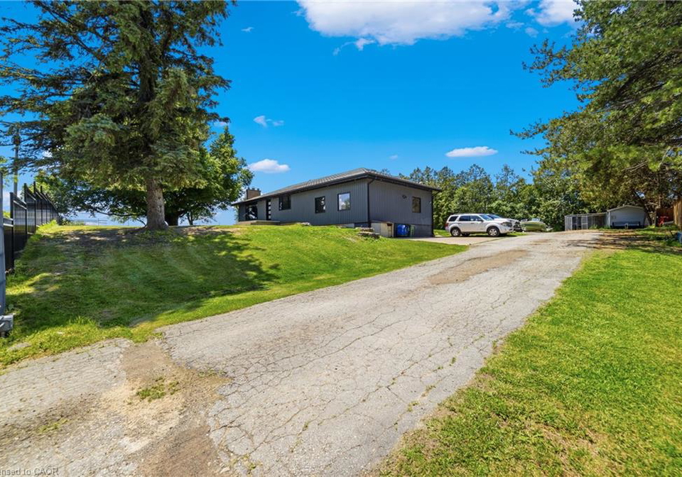 424-hwy-52-s-ancaster-ontario-40839784