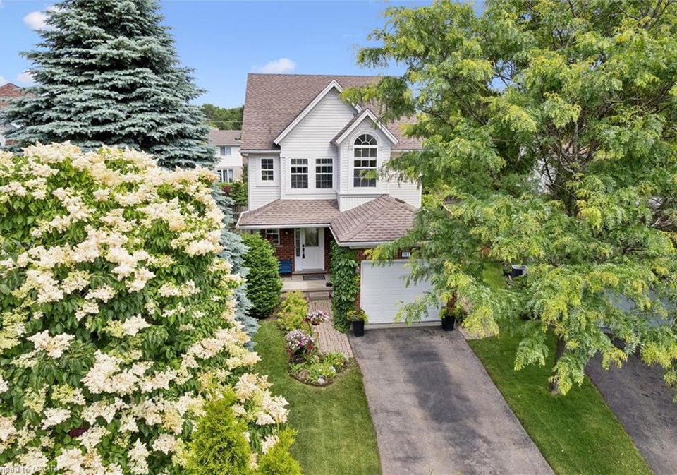 183-dalecroft-place-waterloo-ontario-40839785