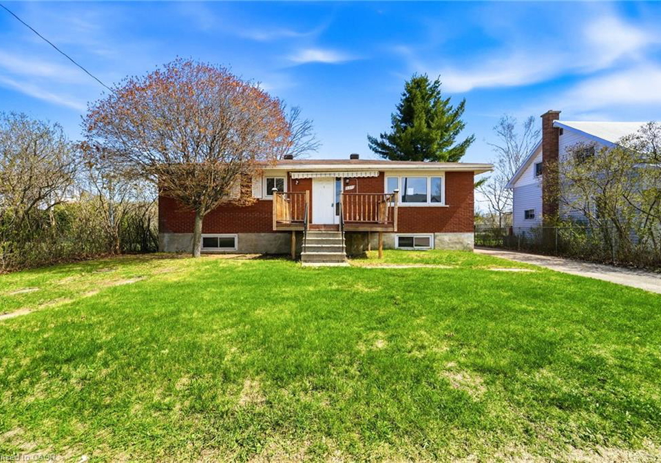 625-first-avenue-pembroke-ontario-40839815