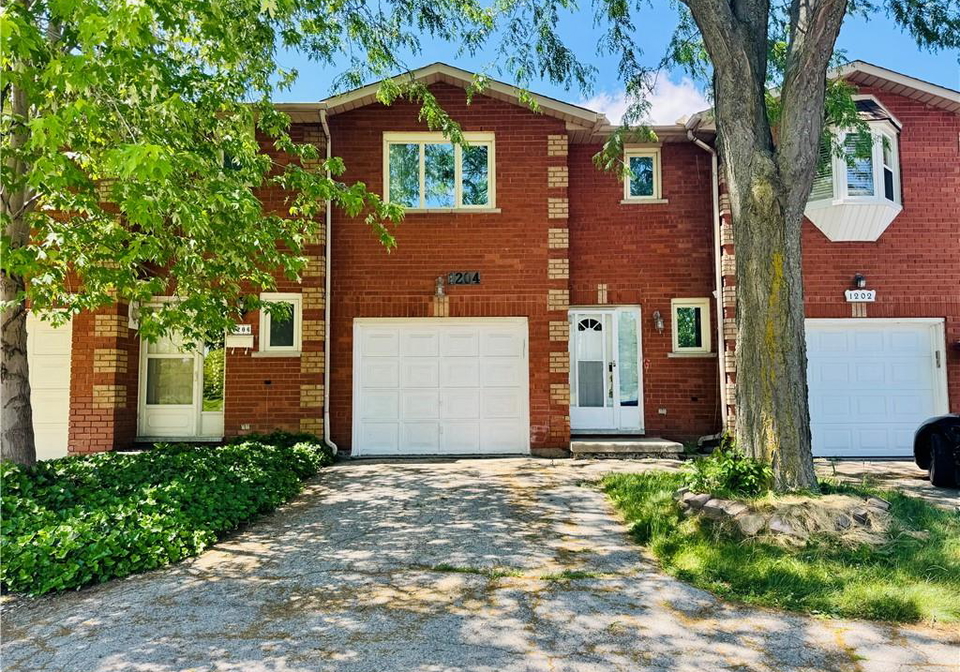 1204-upper-wentworth-street-hamilton-ontario-40839826