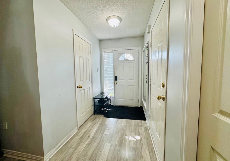 1204-upper-wentworth-street-hamilton-ontario-40839826