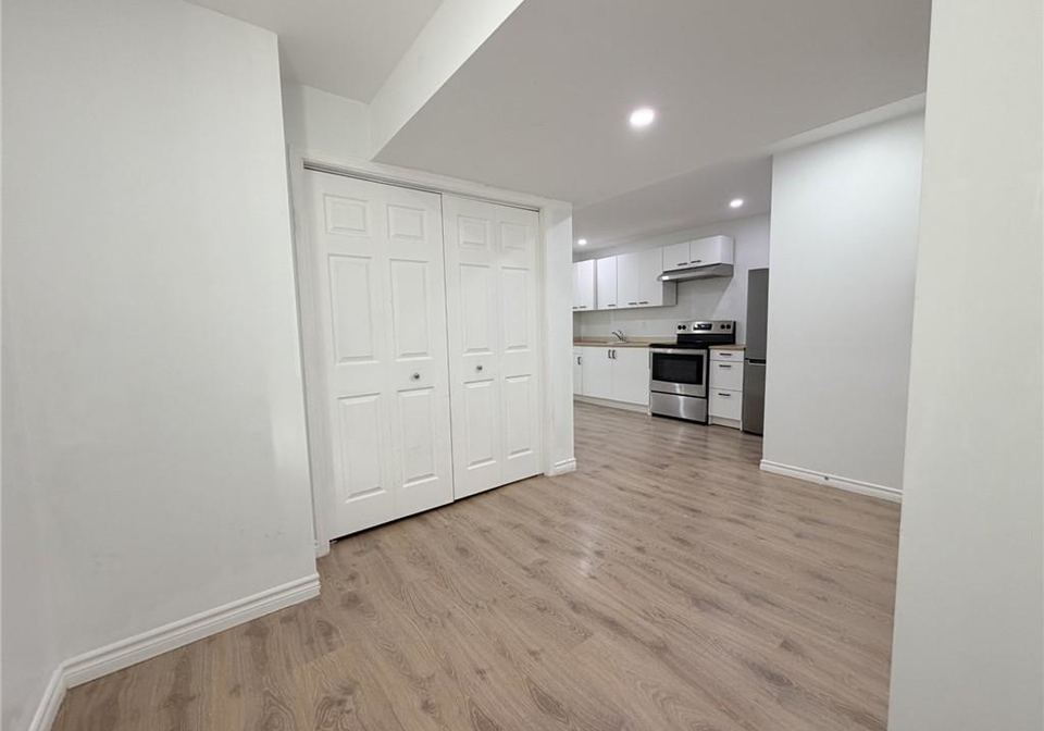 81-marion-street-mount-hope-ontario-40839838