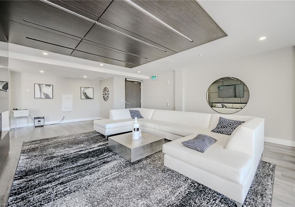 15-queen-street-hamilton-ontario-40839841