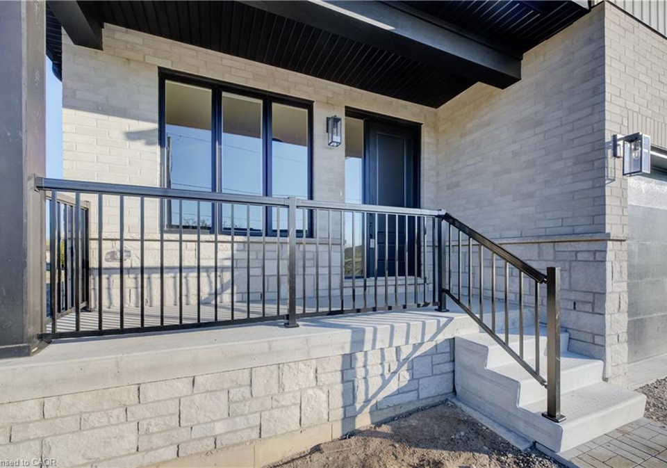 647-martin-street-mount-forest-ontario-40839853
