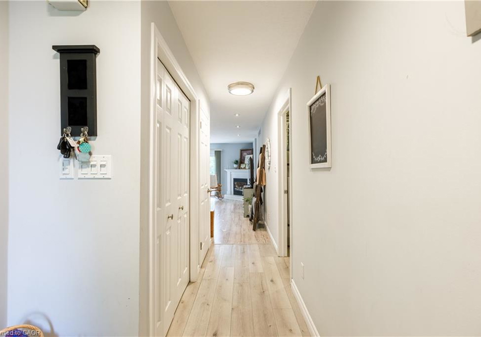 907-doon-village-road-kitchener-ontario-40839855