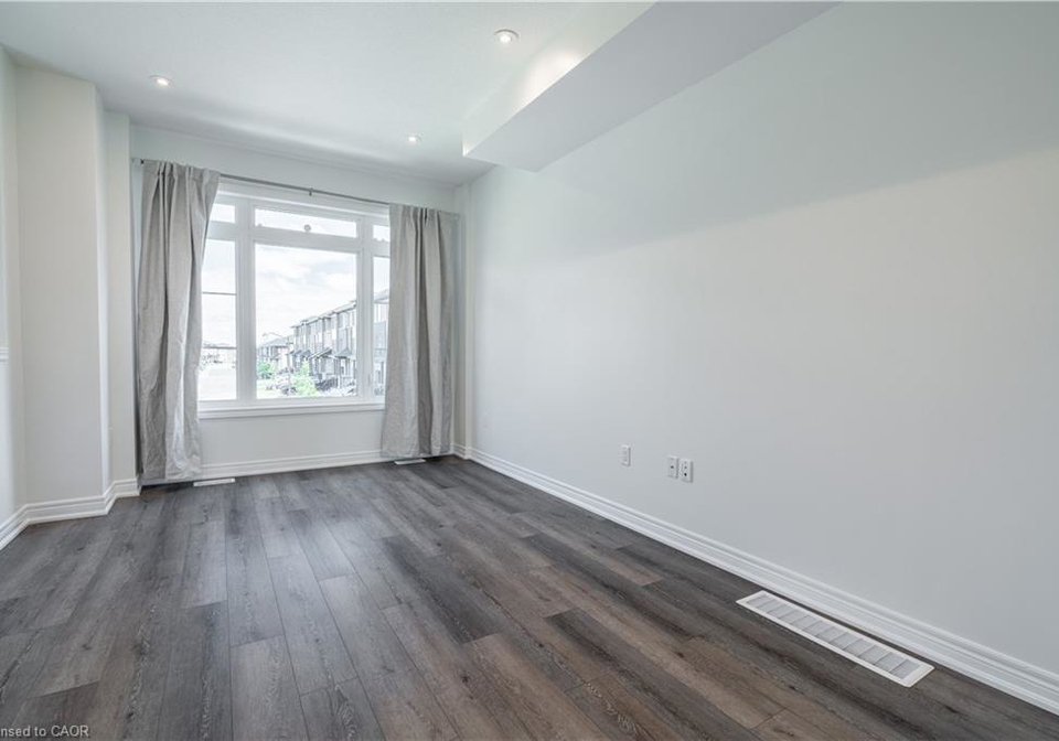 120-court-drive-paris-ontario-40839863