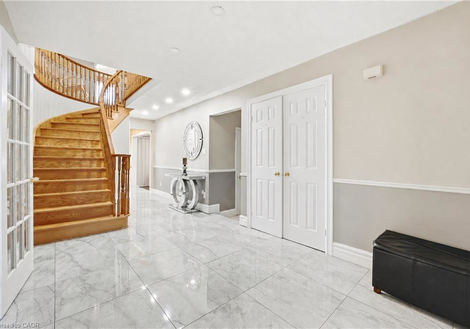 15-talia-court-hamilton-ontario-40839865