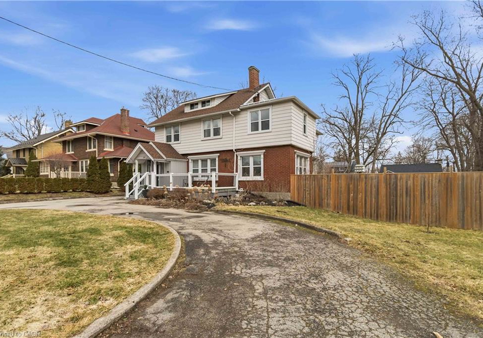209-grand-river-street-n-paris-ontario-40839868
