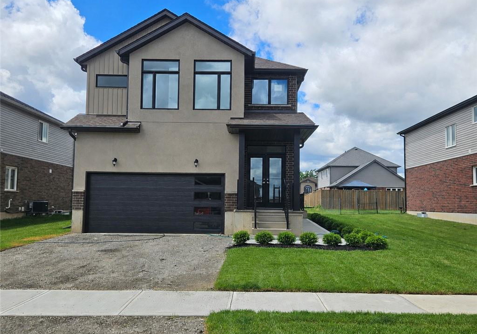 123-maple-street-drayton-ontario-40839874