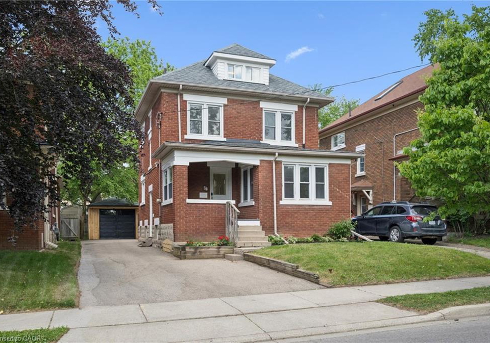 38-stirling-avenue-n-kitchener-ontario-40839878