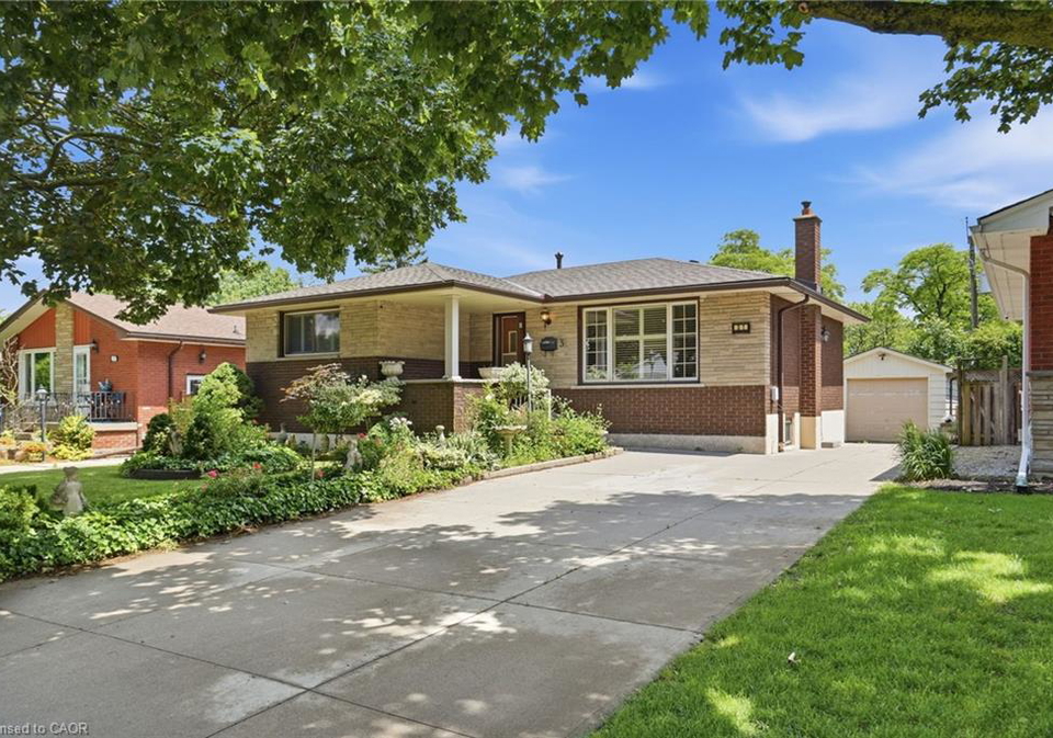 31-sycamore-street-hamilton-ontario-40839924