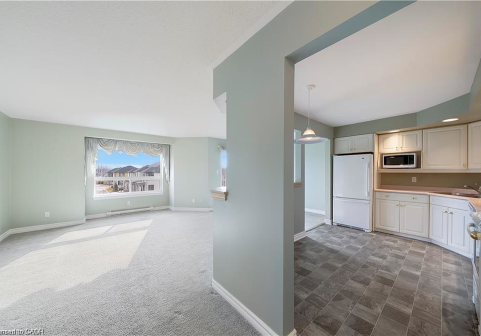 1061-vansickle-road-n-st-catharines-ontario-40839945