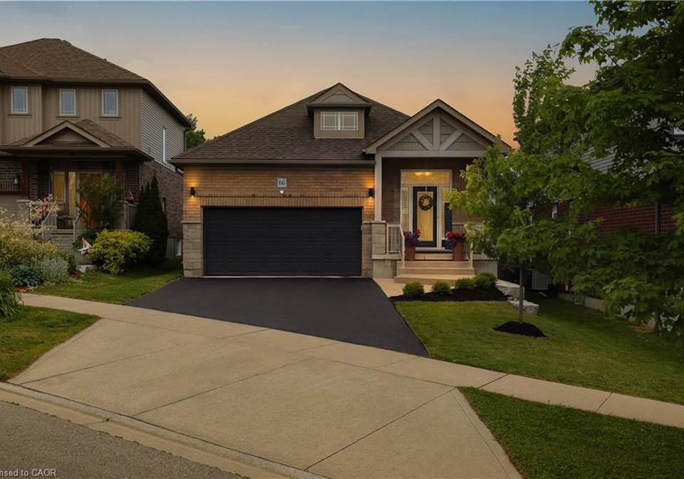 16-gouda-place-cambridge-ontario-40839965