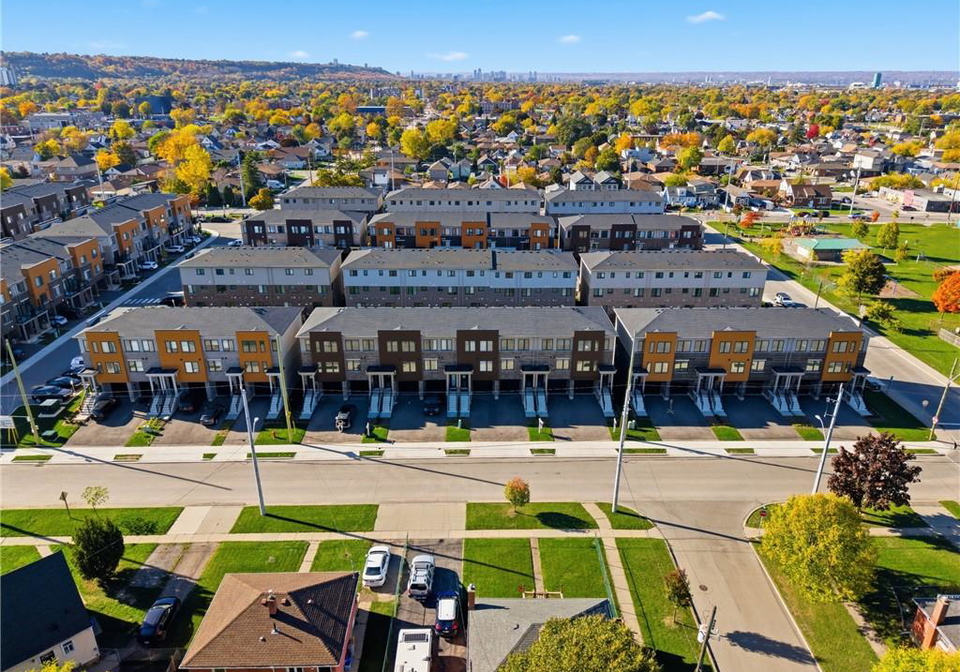 17a-bingham-road-hamilton-ontario-40839967