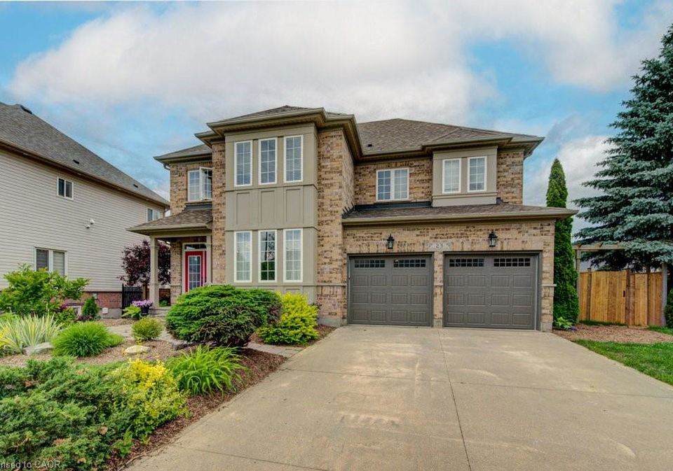 23-stoneman-court-cambridge-ontario-40839968