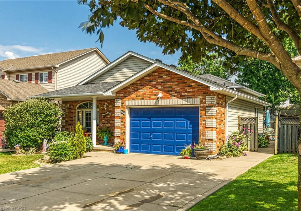64-caledonia-avenue-caledonia-ontario-40839977