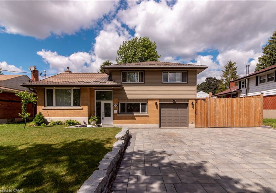 304-greenfield-avenue-kitchener-ontario-40839979