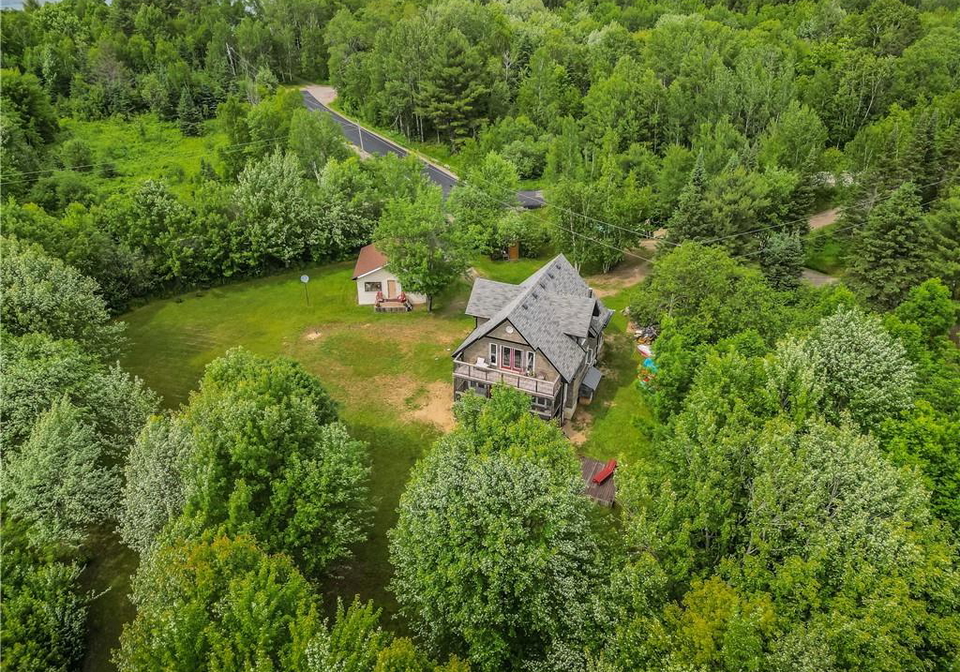 5-bridge-road-magnetawan-ontario-40839999