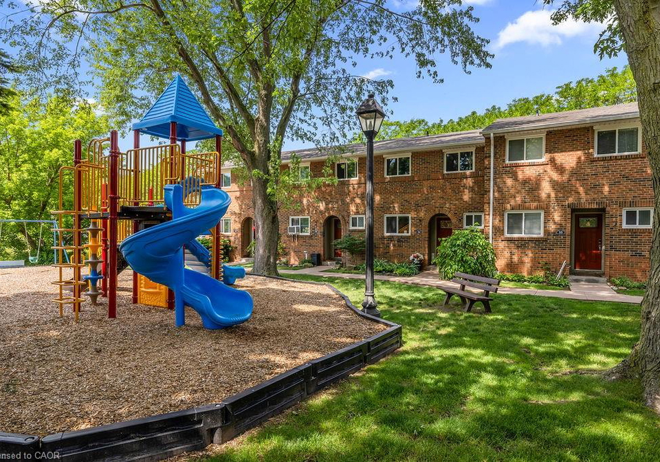 125-livingston-avenue-grimsby-ontario-40840010