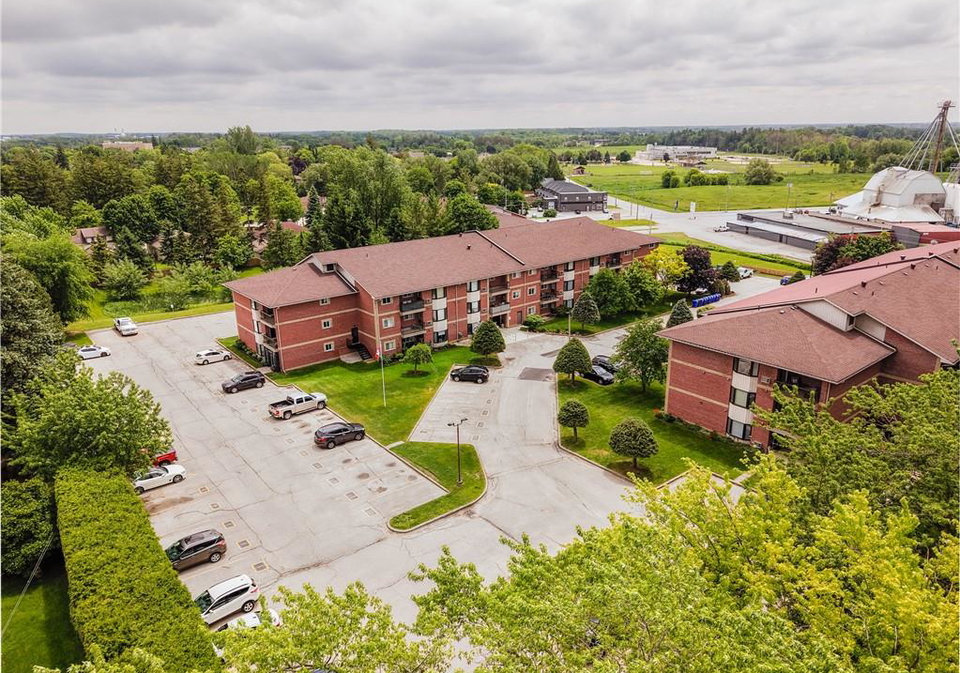 440-durham-street-w-mount-forest-ontario-40840017