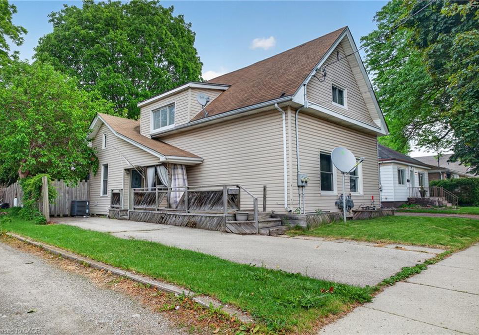 236-marlborough-street-brantford-ontario-40840035