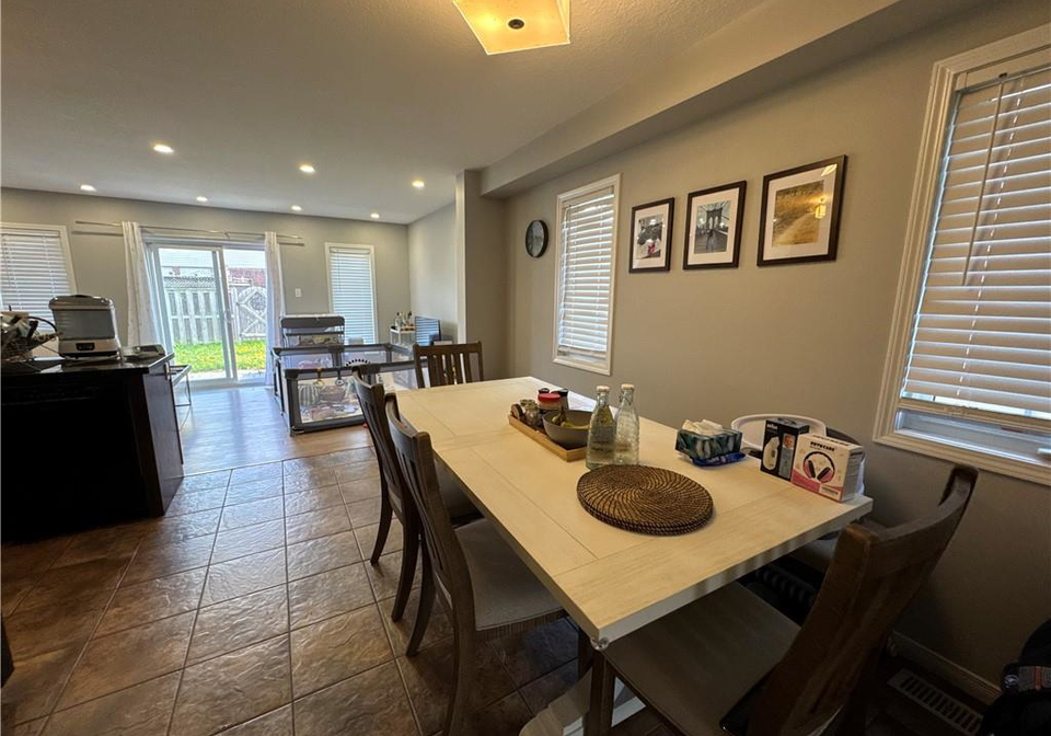 13-sorrento-street-kitchener-ontario-40840037