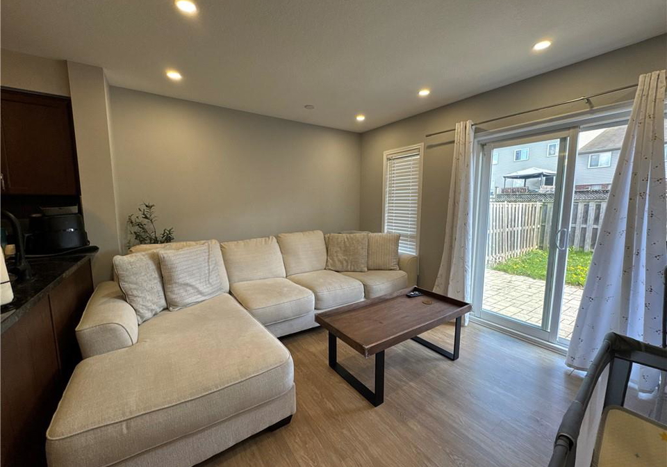 13-sorrento-street-kitchener-ontario-40840037