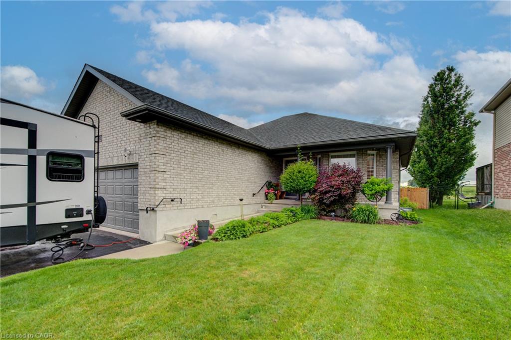 32-applewood-street-plattsville-ontario-40840041