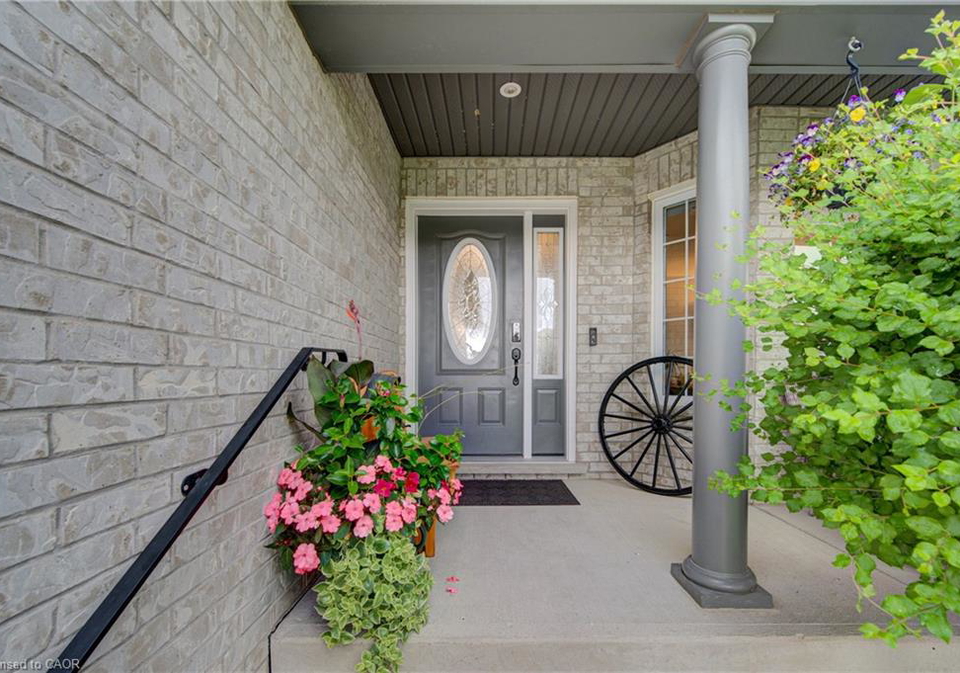 32-applewood-street-plattsville-ontario-40840041