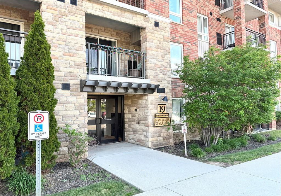19-waterfront-drive-guelph-ontario-40840066