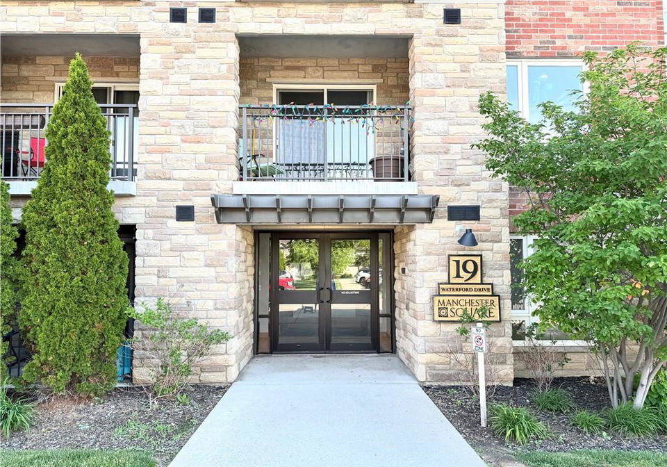 19-waterfront-drive-guelph-ontario-40840066