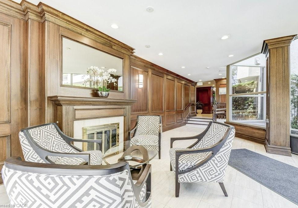 1201-north-shore-boulevard-e-burlington-ontario-40840110