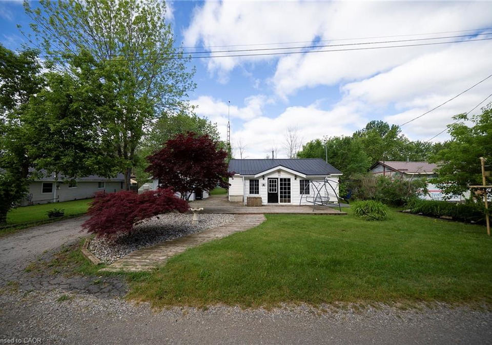 15-barbara-drive-nanticoke-ontario-40840115