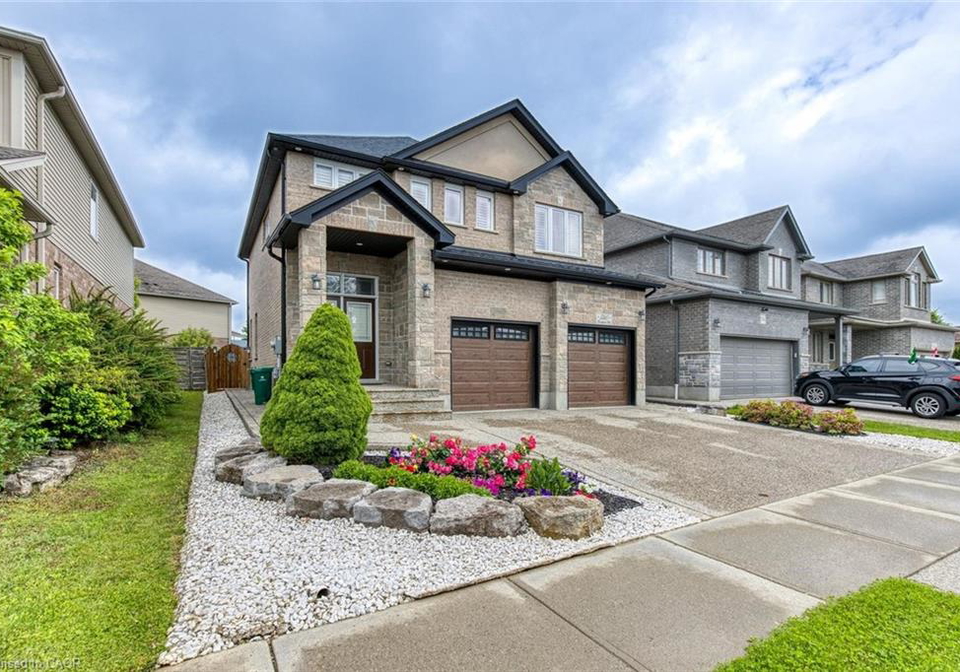 540-landgren-court-kitchener-ontario-40840124