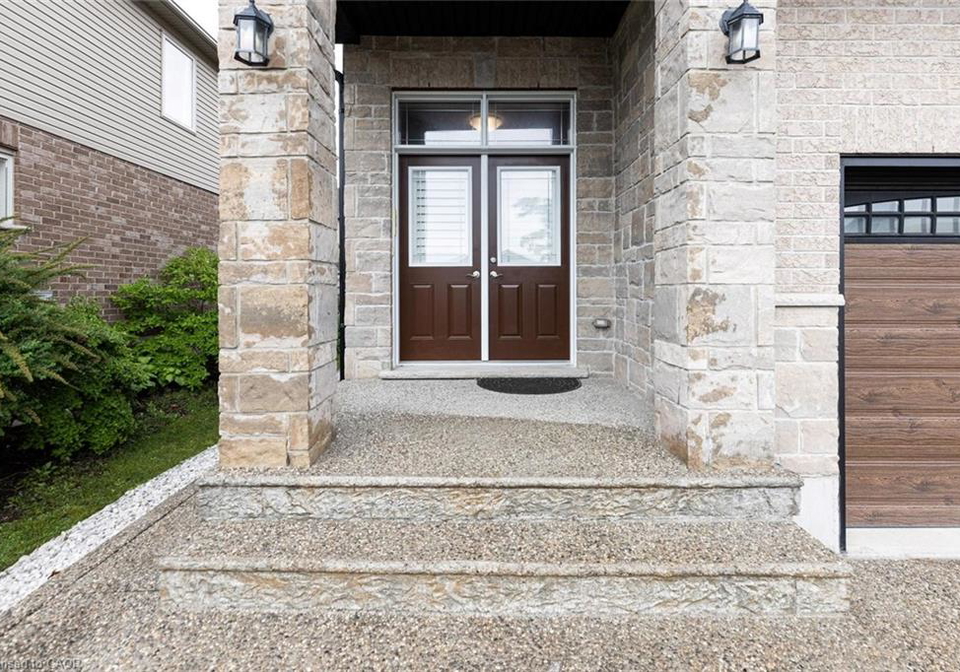 540-landgren-court-kitchener-ontario-40840124