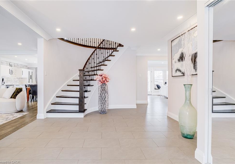 1320-monmouth-drive-burlington-ontario-40840143