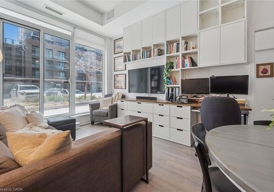 85-duke-street-w-kitchener-ontario-40840145