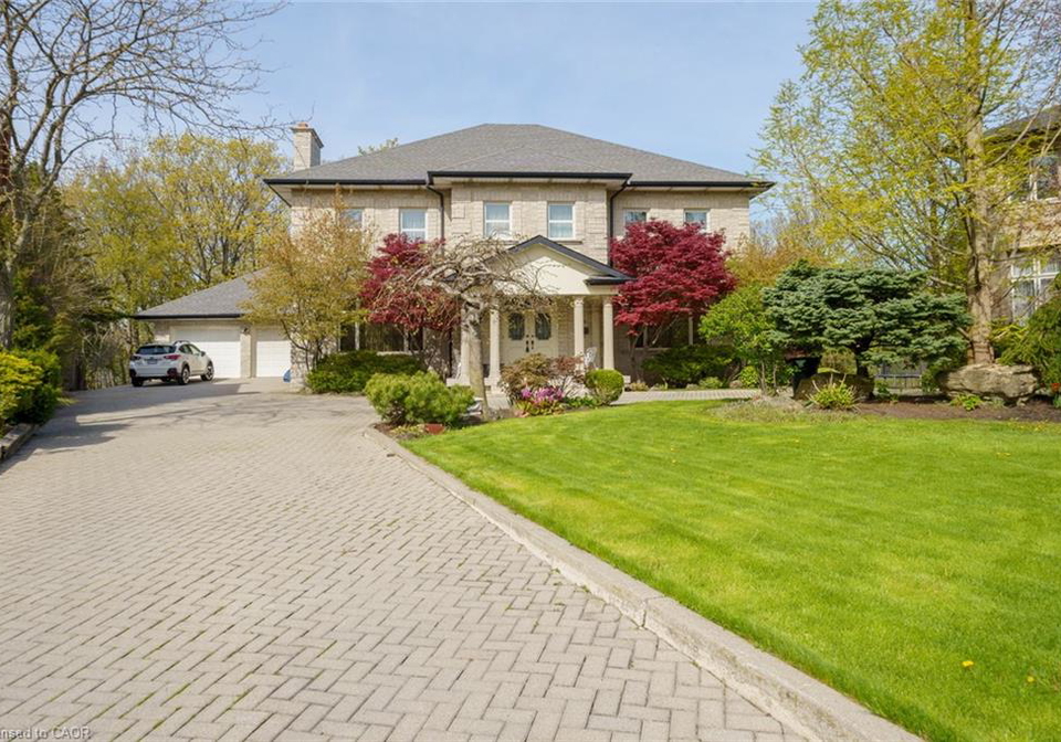 28-mathers-drive-stoney-creek-ontario-40840154