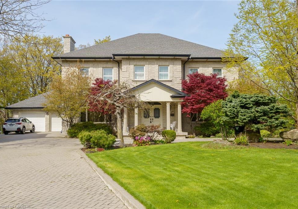 28-mathers-drive-stoney-creek-ontario-40840154