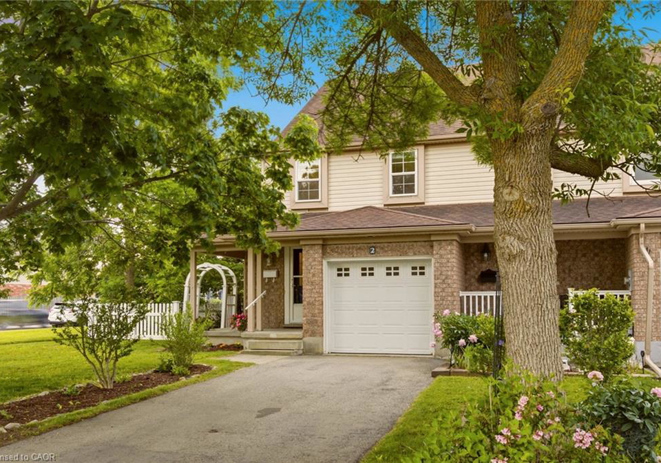 2-ireland-place-guelph-ontario-40840176
