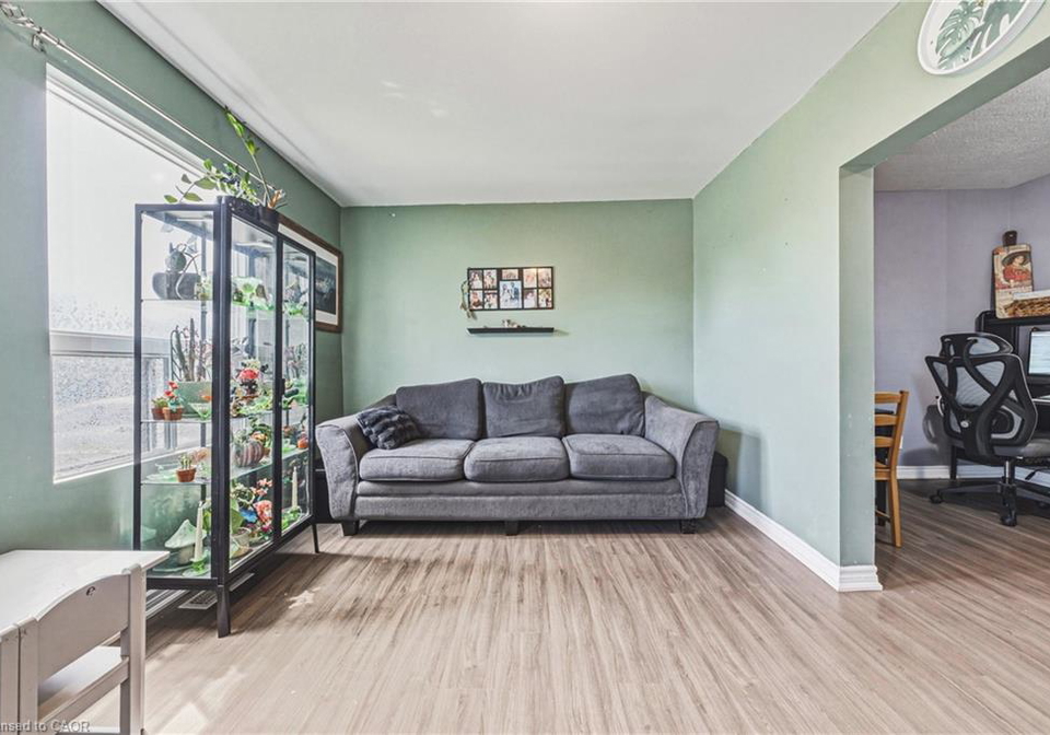 47-fraser-avenue-hamilton-ontario-40840181
