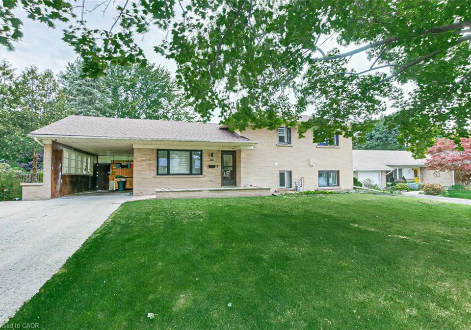 33-tyrell-street-simcoe-ontario-40840186