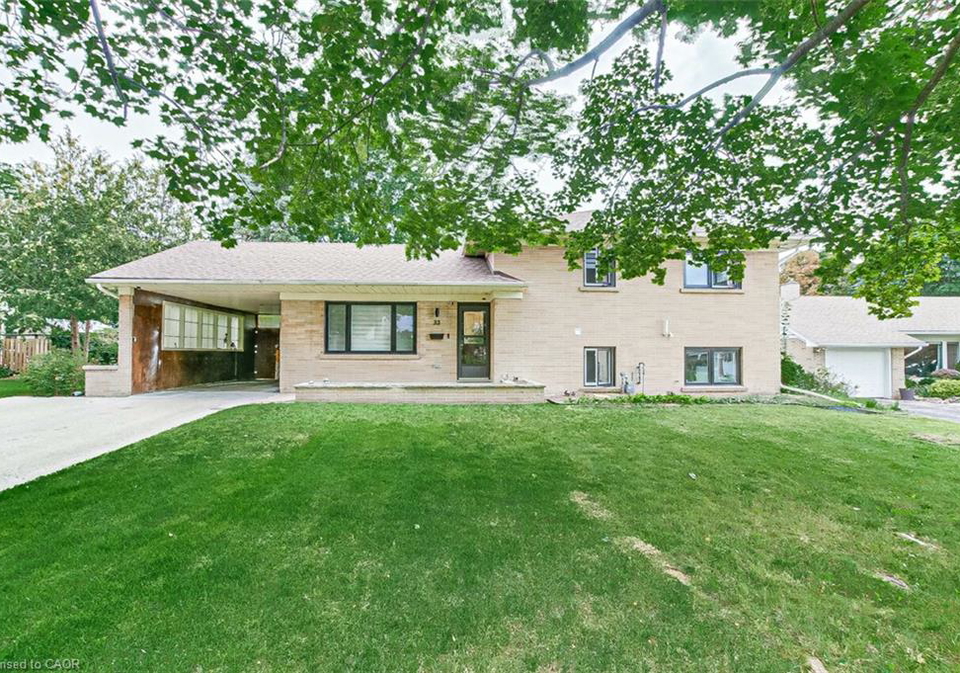 33-tyrell-street-simcoe-ontario-40840186