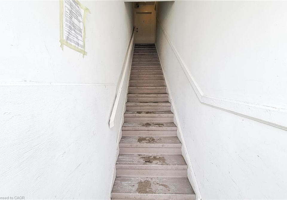 340-12-barton-street-e-hamilton-ontario-40840201