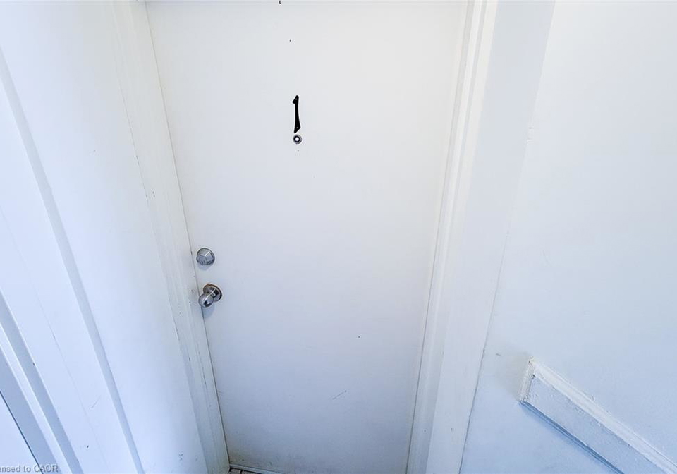 340-12-barton-street-e-hamilton-ontario-40840201