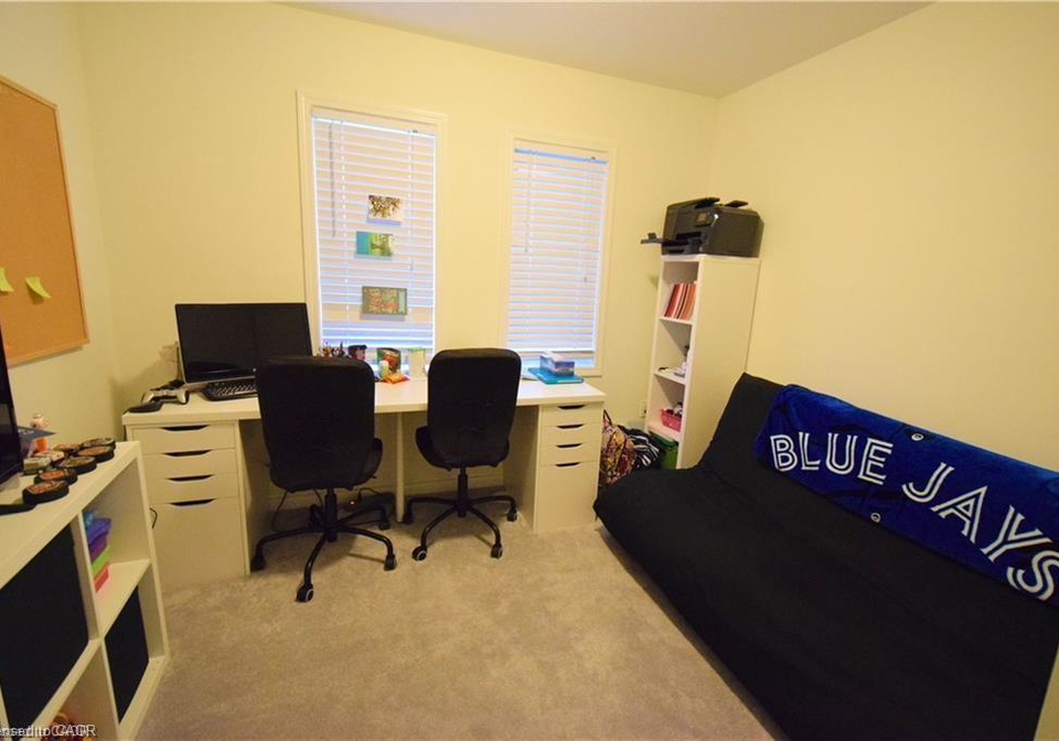 599-goldenrod-lane-kitchener-ontario-40840221