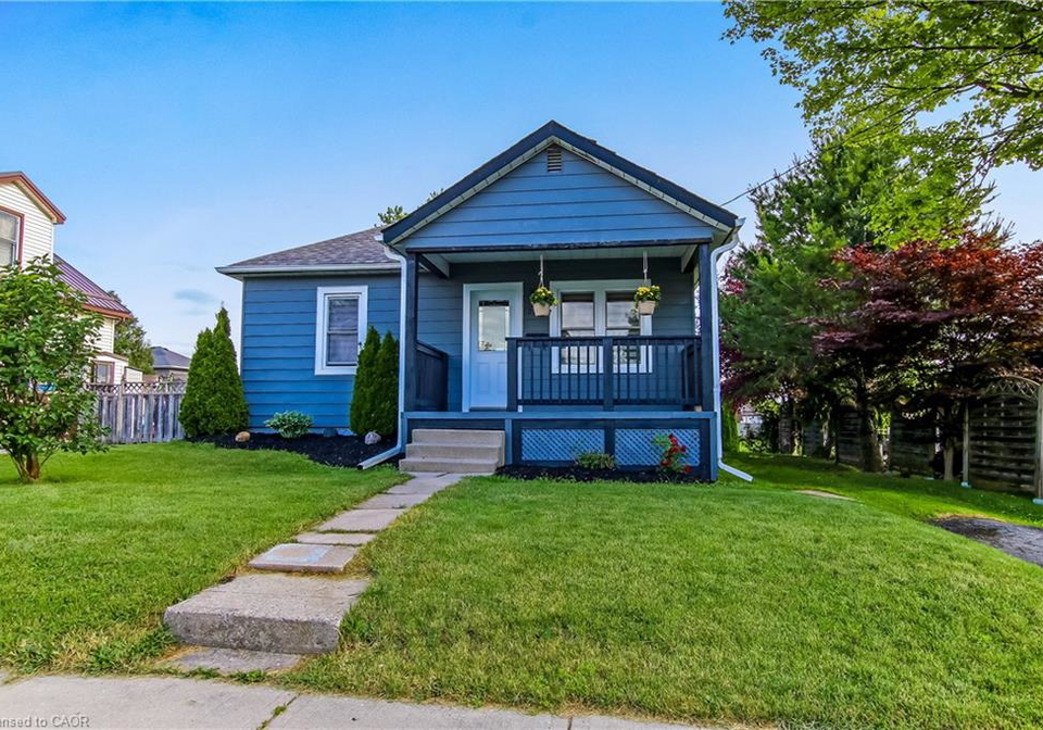 205-stanley-street-simcoe-ontario-40840226