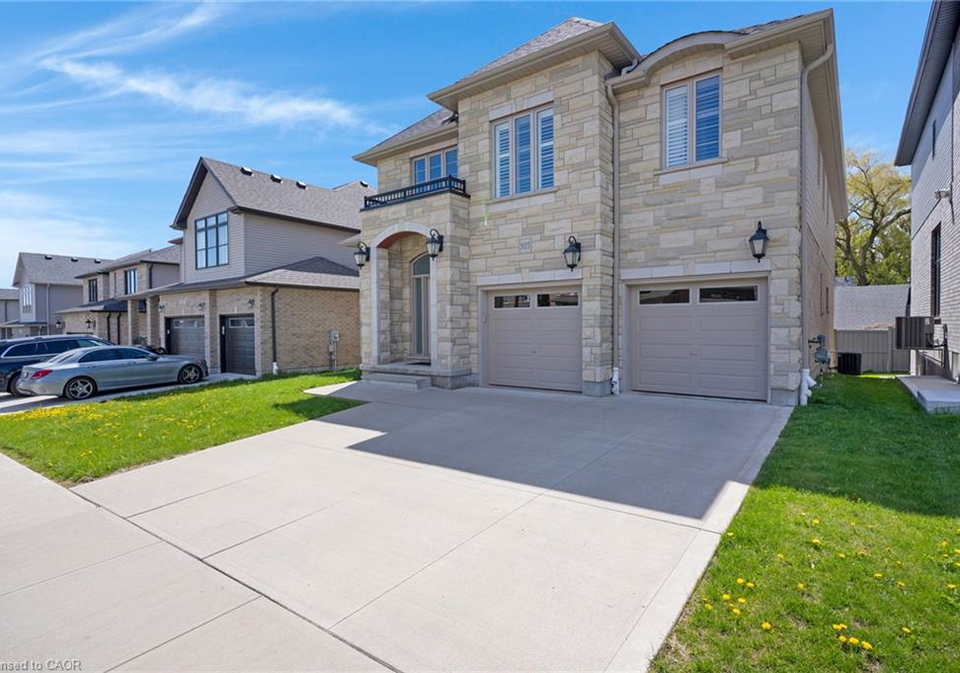 305-blair-creek-drive-kitchener-ontario-40840242