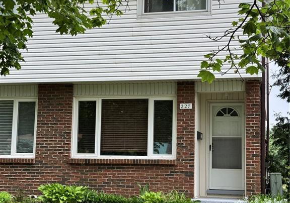 227-fergus-avenue-kitchener-ontario-40840254