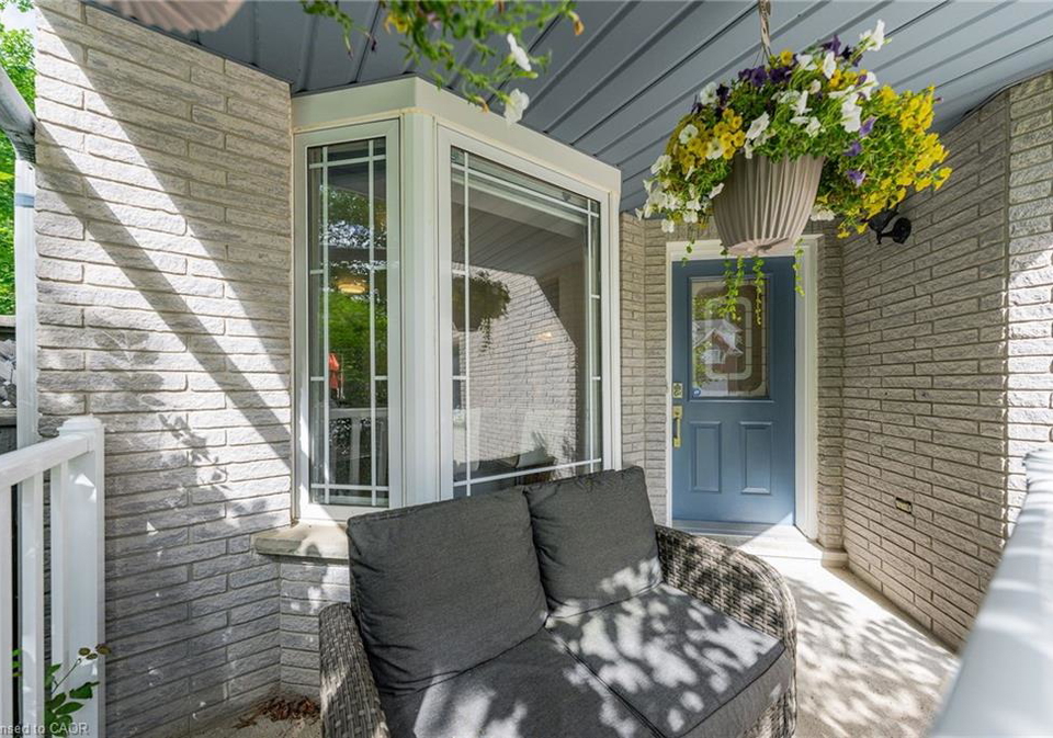 678-keatswood-crescent-waterloo-ontario-40840276